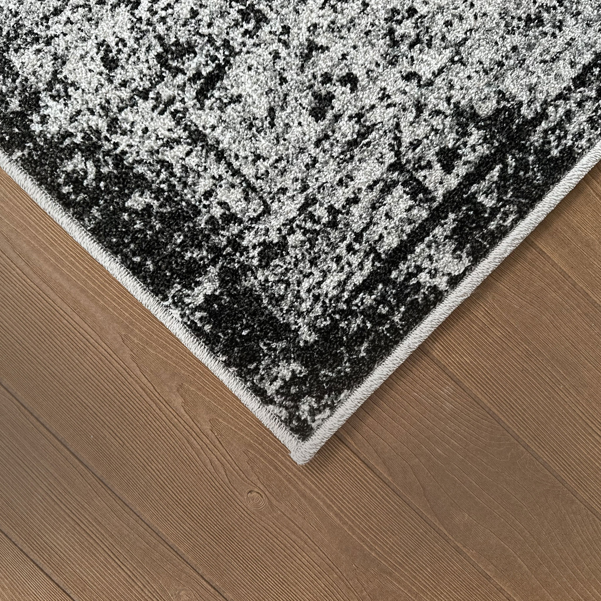 Signature Rugs Otto Vintage Medallion Rug - 200 x 300 cm, Grey/Black