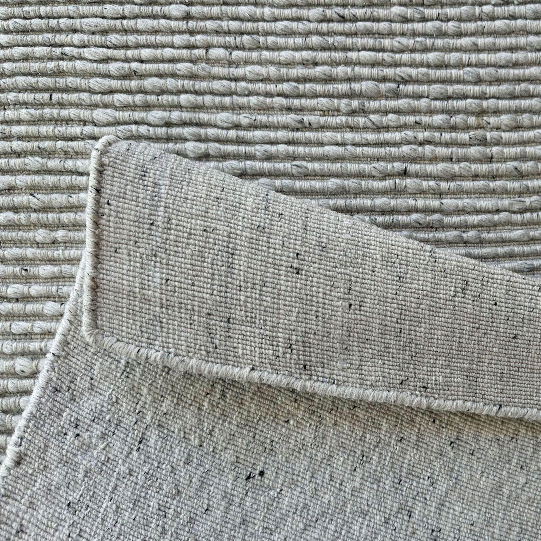 Signature Rugs Latitude Moonbeam Rug - 160 x 230 cm, Grey