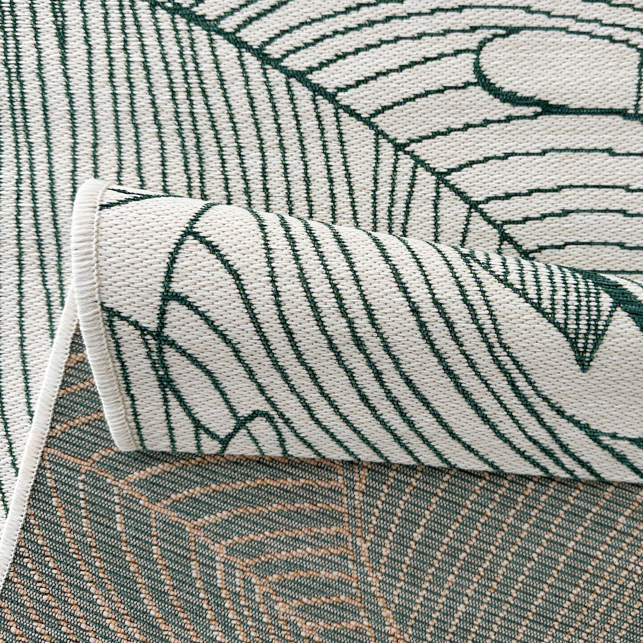 Signature Rugs Emilia Monstera Rug - 160 x 230 cm, Ivory/Green