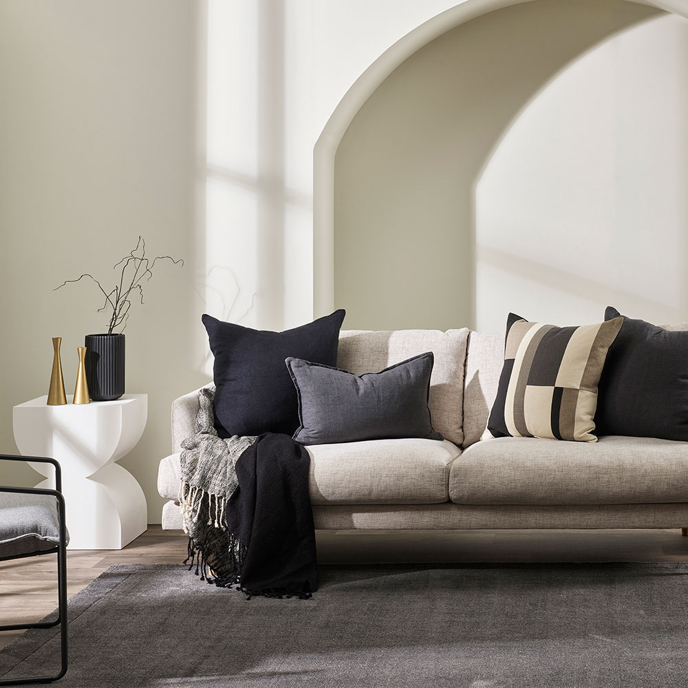 Ollo Varese Throw, Black