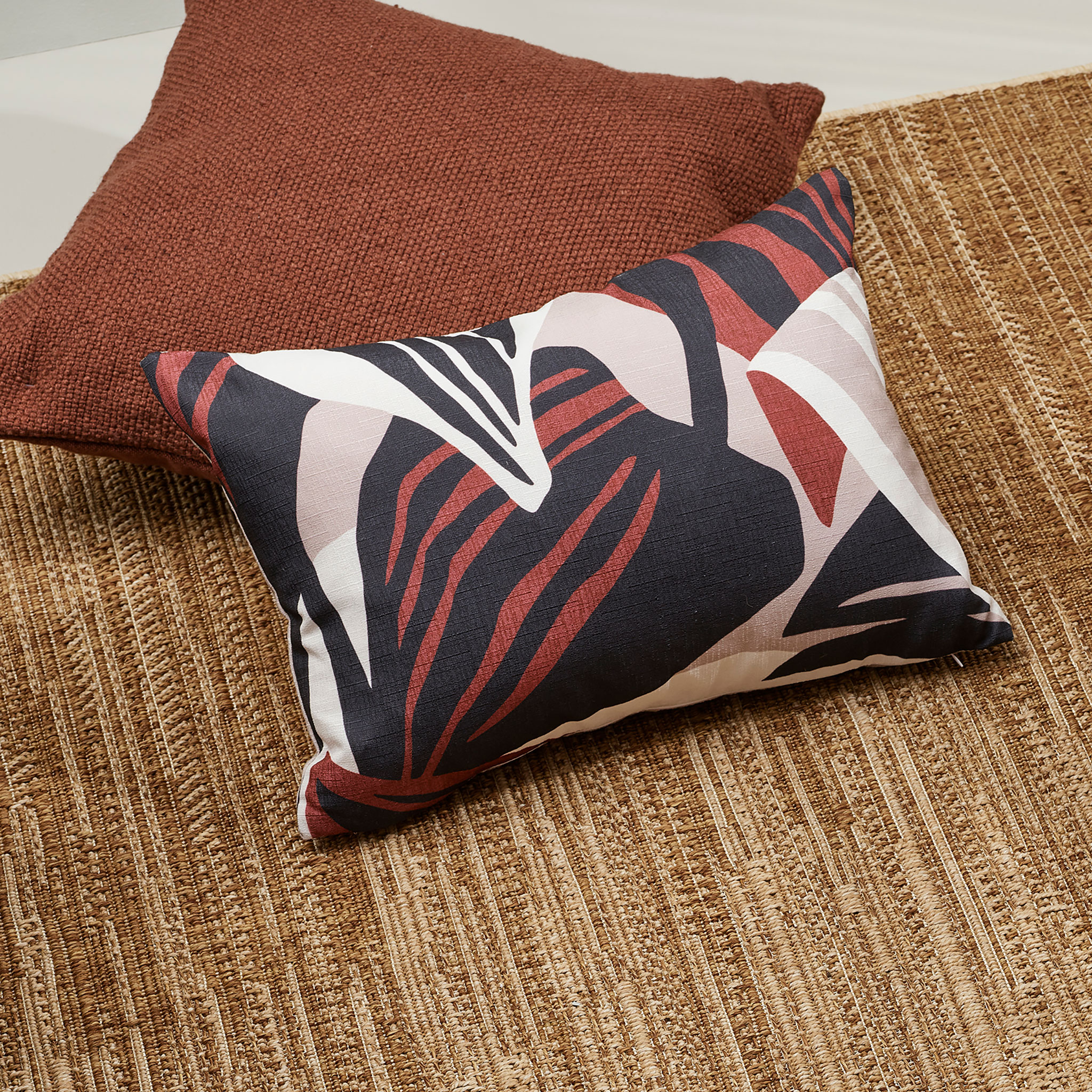 Ollo Ari Outdoor Cushion - Poly Inner, Desert