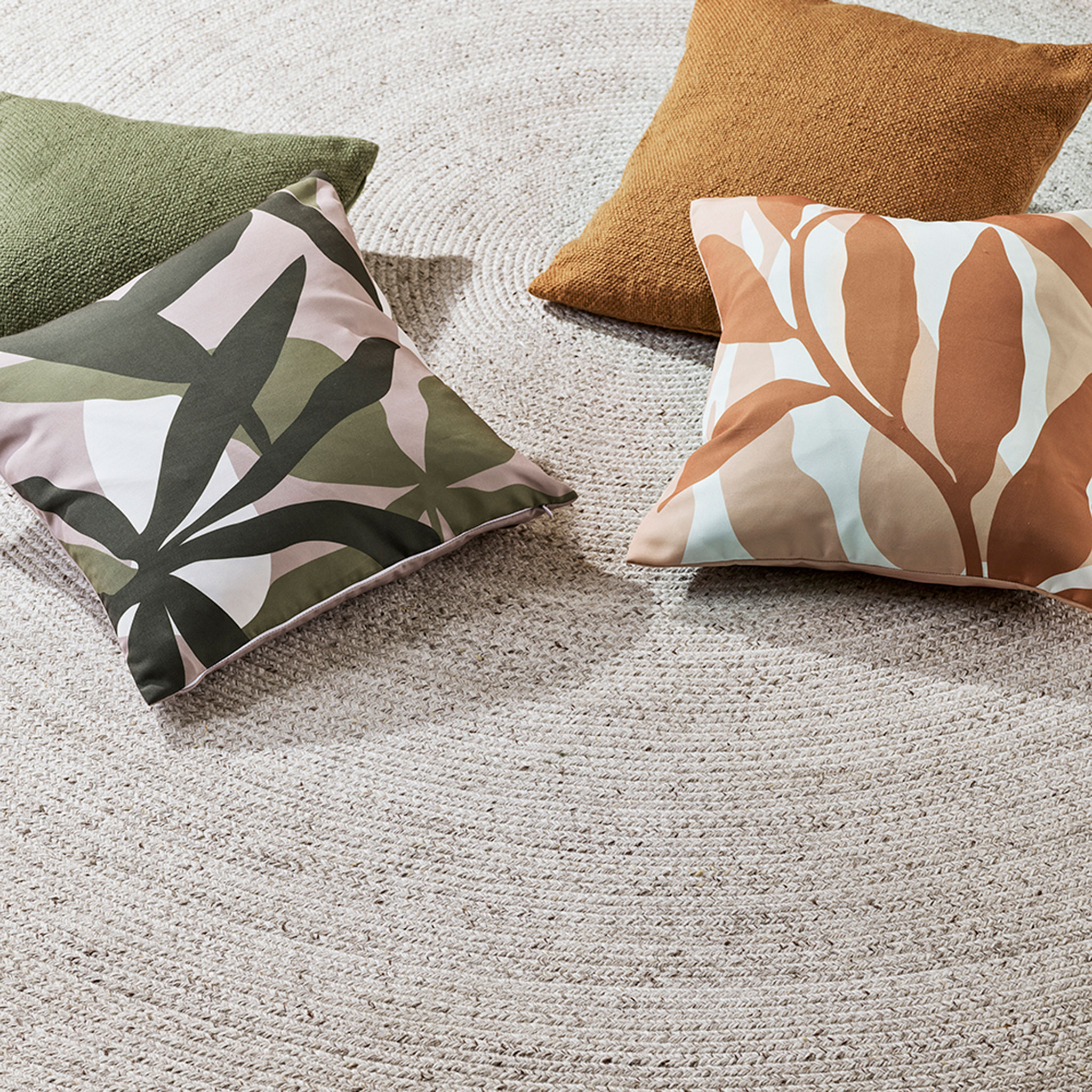 Ollo Southwold Poly Inner Outdoor Cushion, Fern