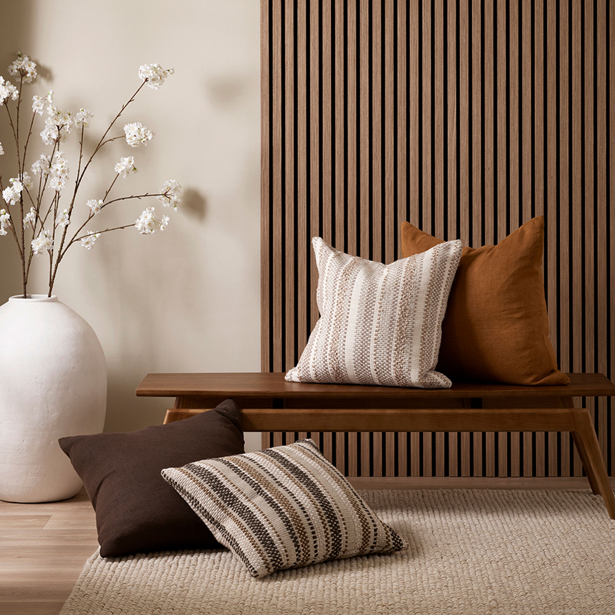 Ollo Winterfell Feather Inner Cushion 50 x 50 cm, Donkey