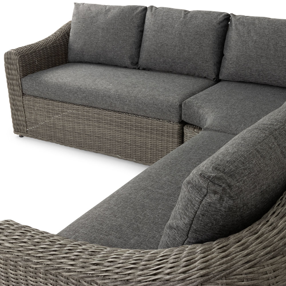 Martinique Outdoor Corner Suite