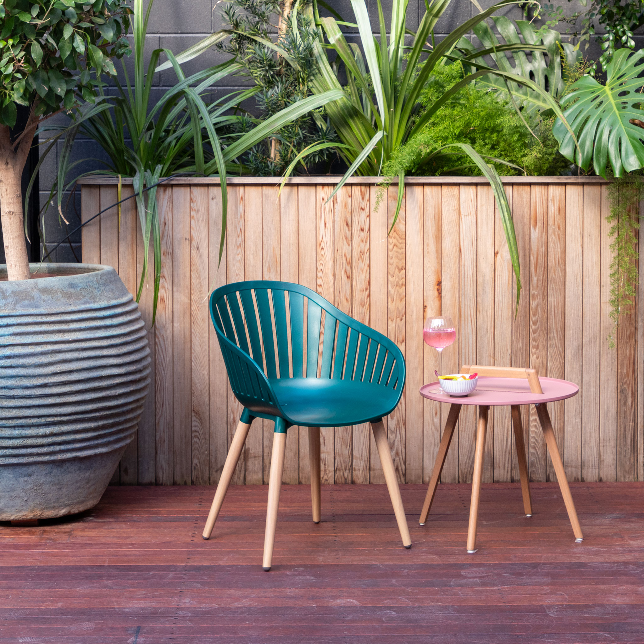 Nassau Outdoor Round Side Table - W50, Pink