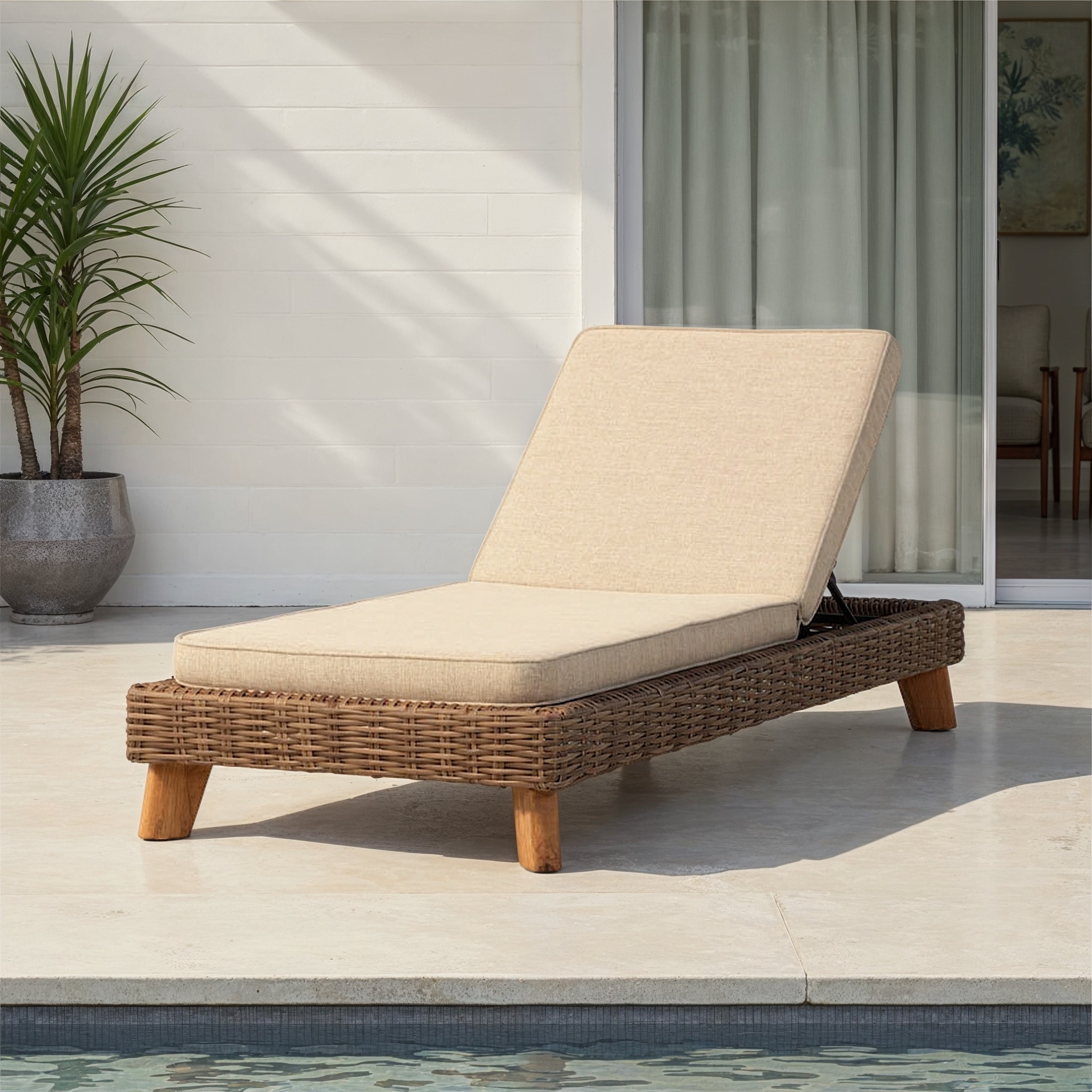 Bahamas Outdoor Sun Lounger