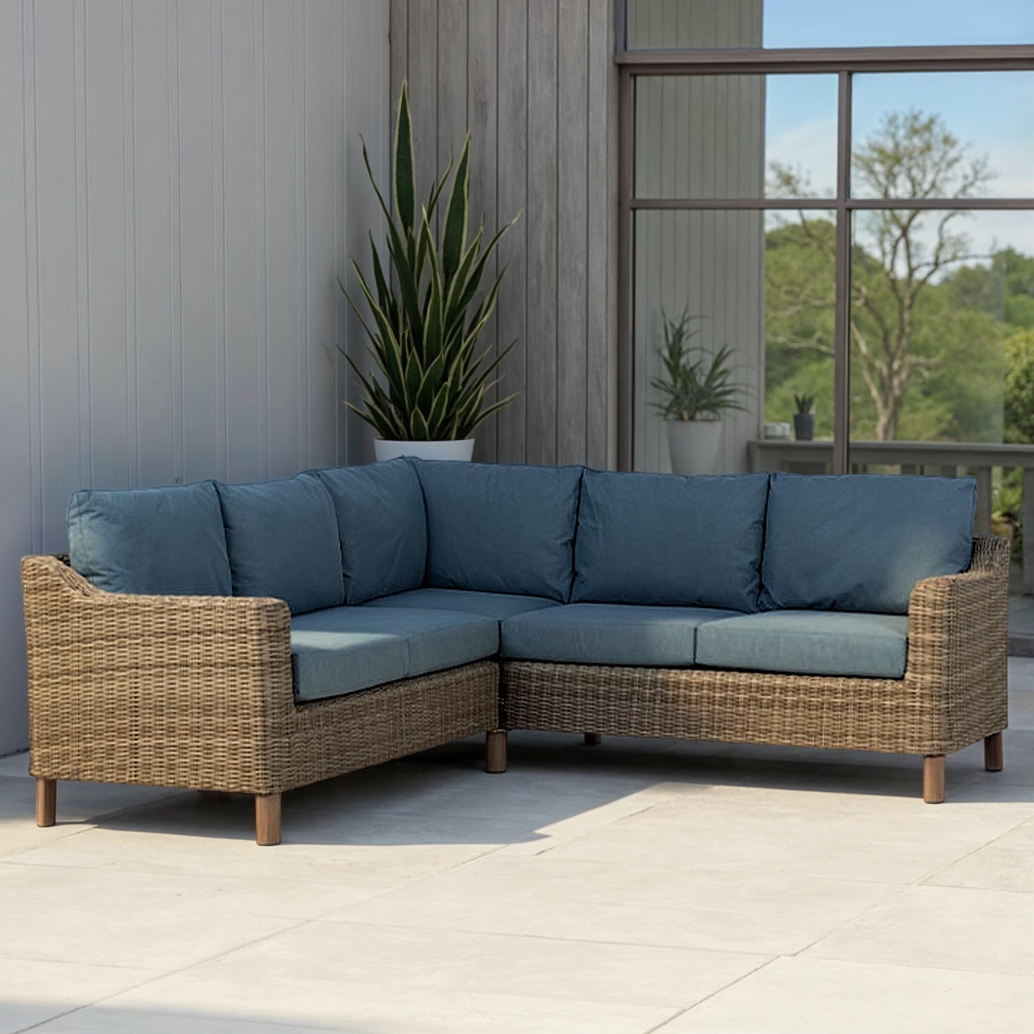 Haiti Outdoor Corner Suite