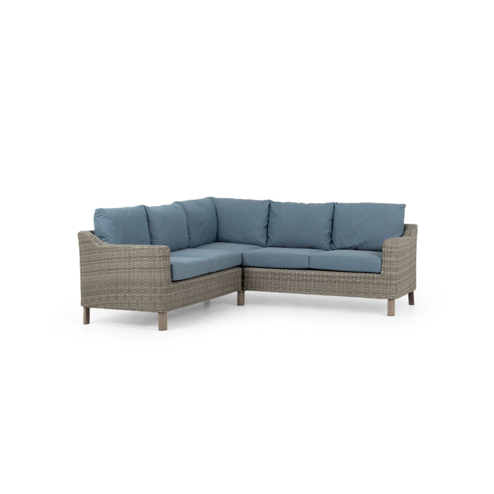 Haiti Outdoor Corner Suite