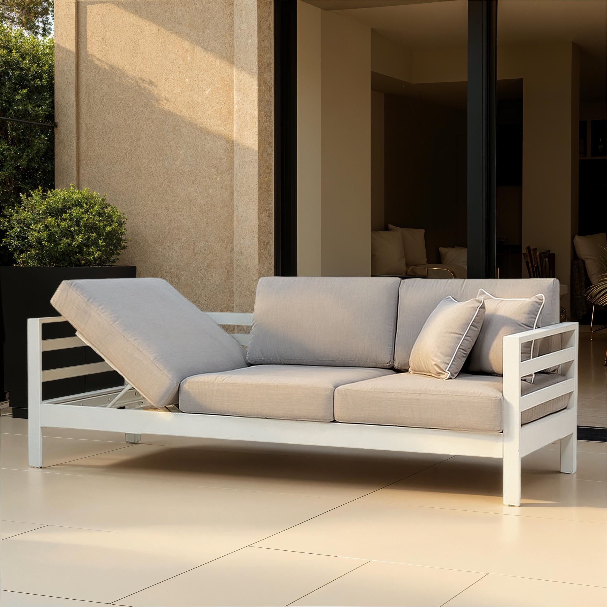 Venus Outdoor 3 Seater Sunlounger, White