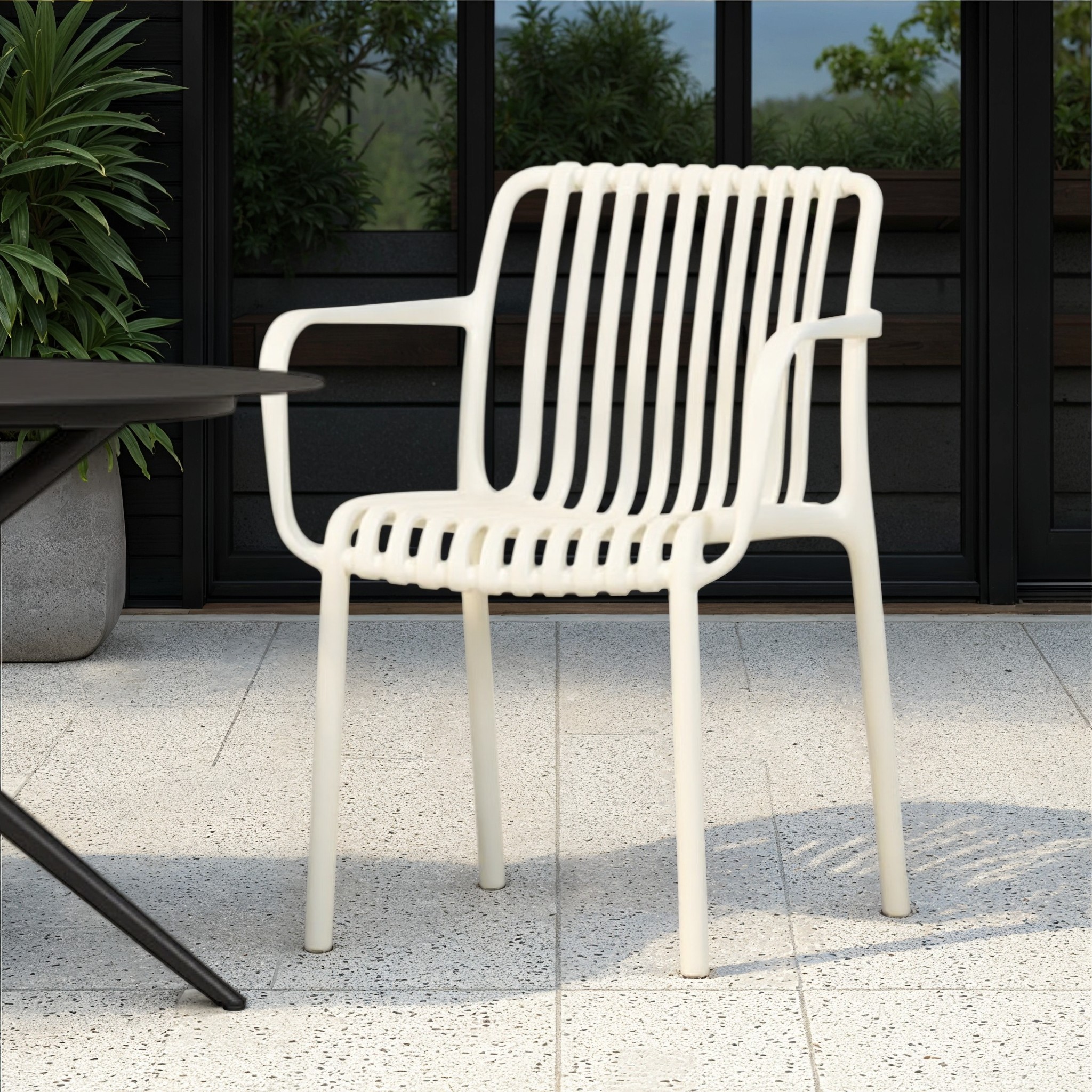 Horizon Outdoor Dining Chair With Arms, White