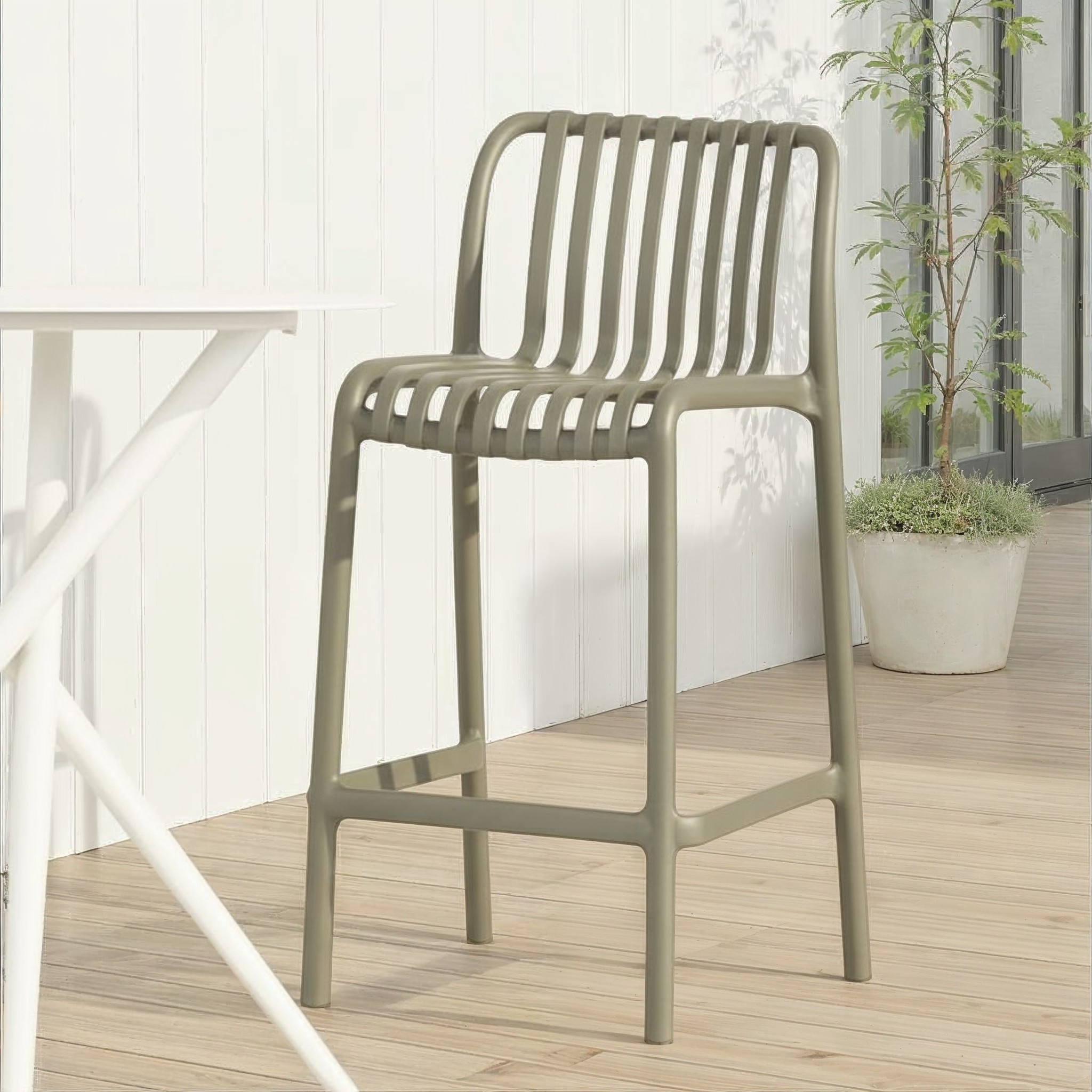 Horizon Outdoor Barstool, Green