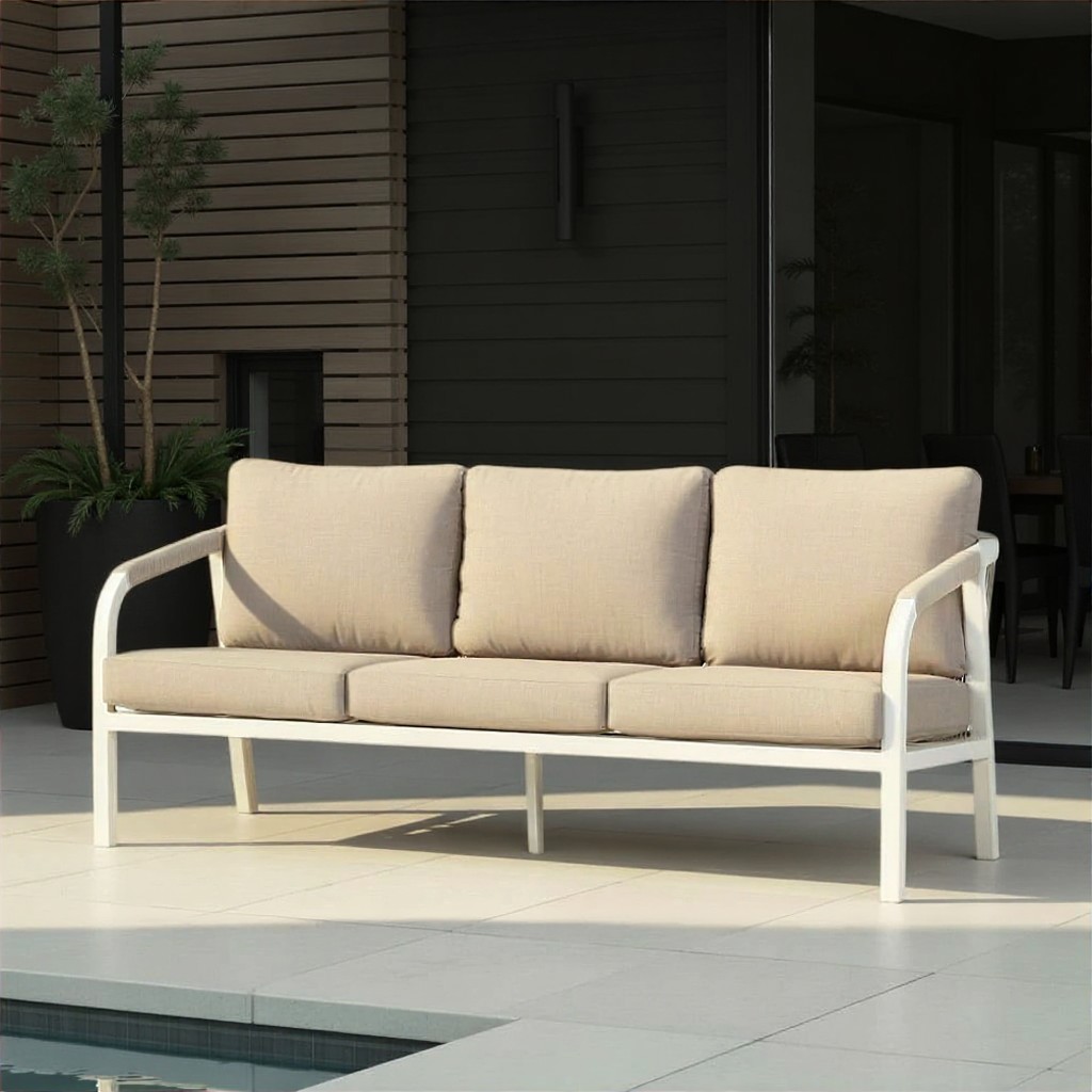 Pacific II Outdoor 3 Seater, White