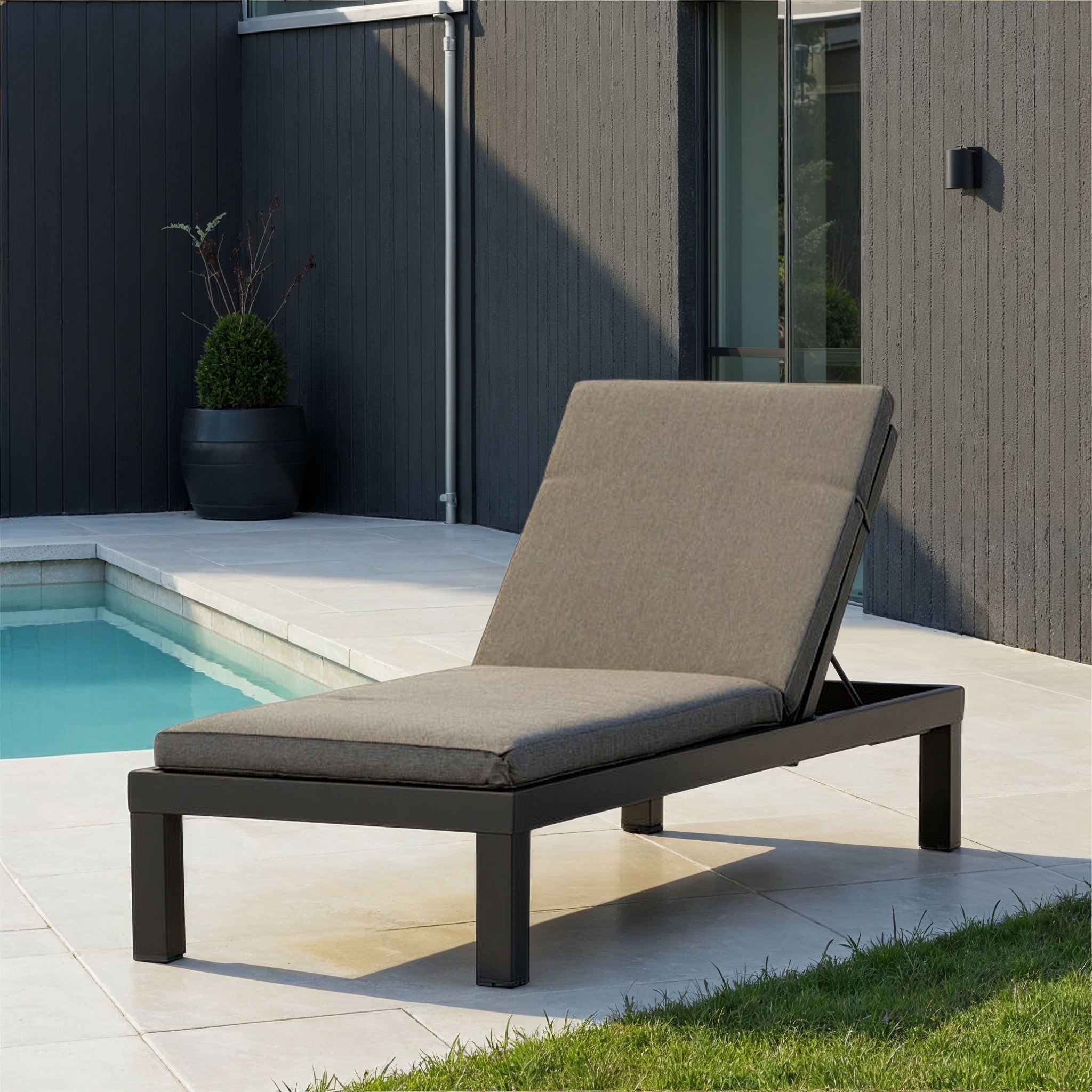 Venus Outdoor Sunlounger With Cushion, Gunmetal