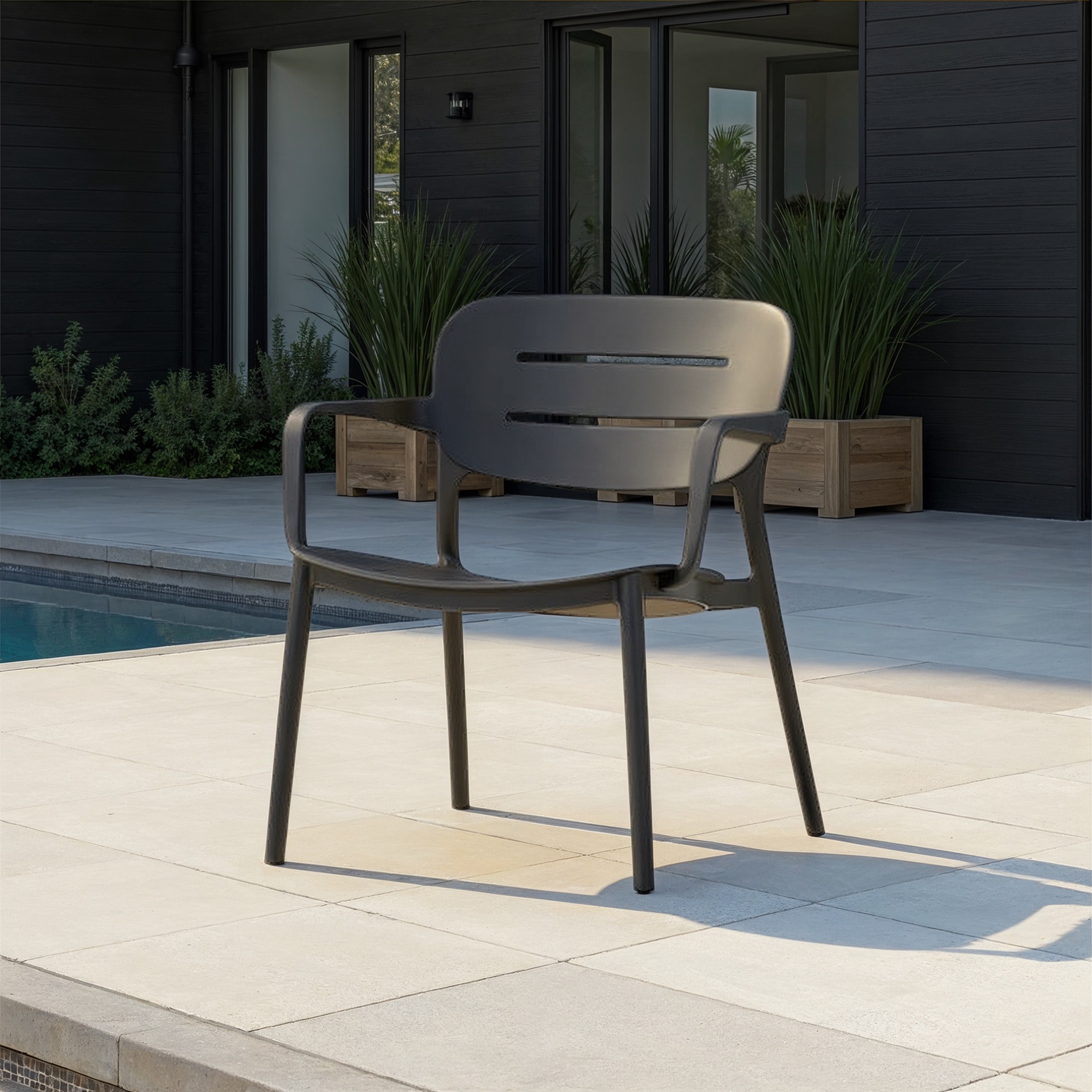 Avery Outdoor Lounge Chair, Gunmetal