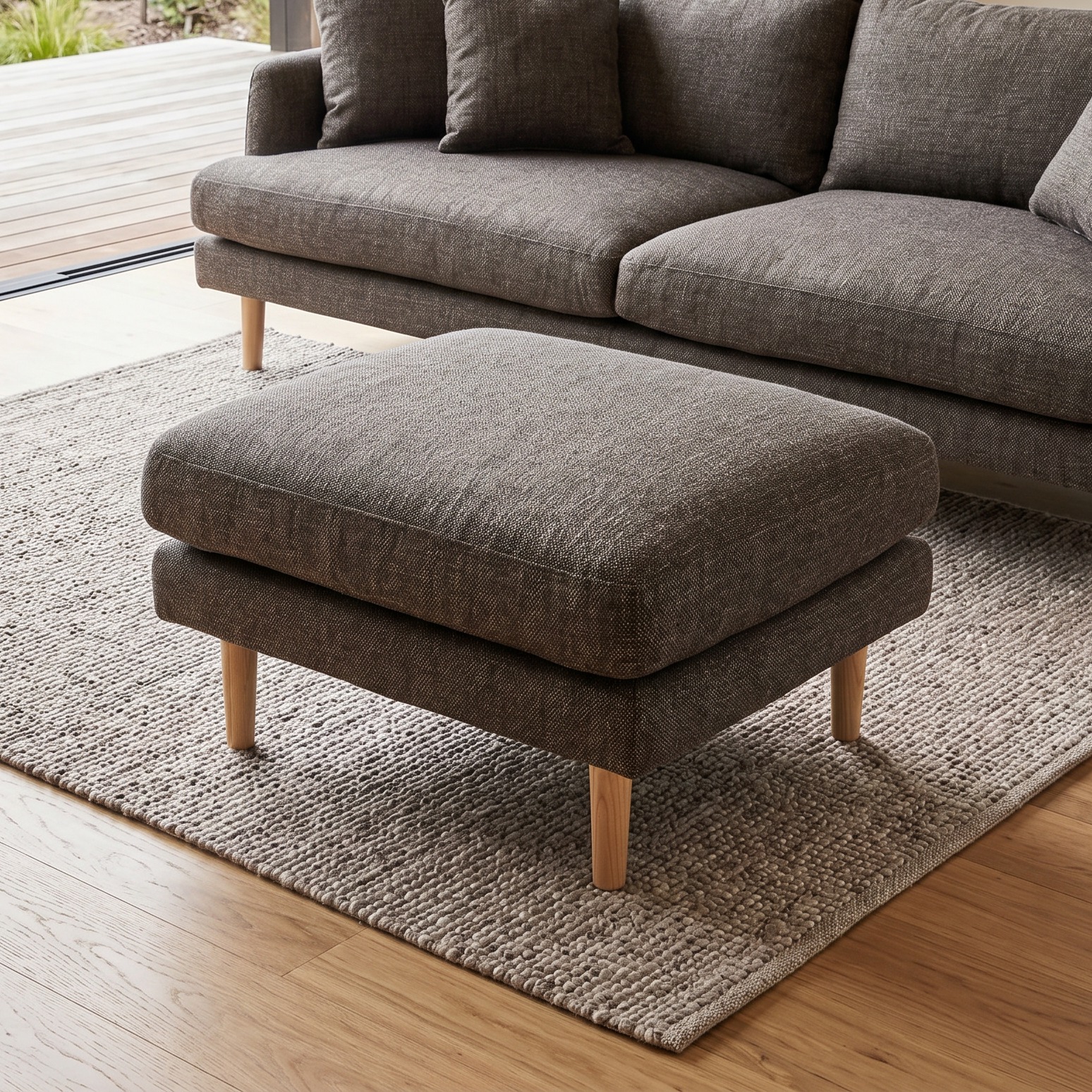 Samara Ottoman, Charcoal
