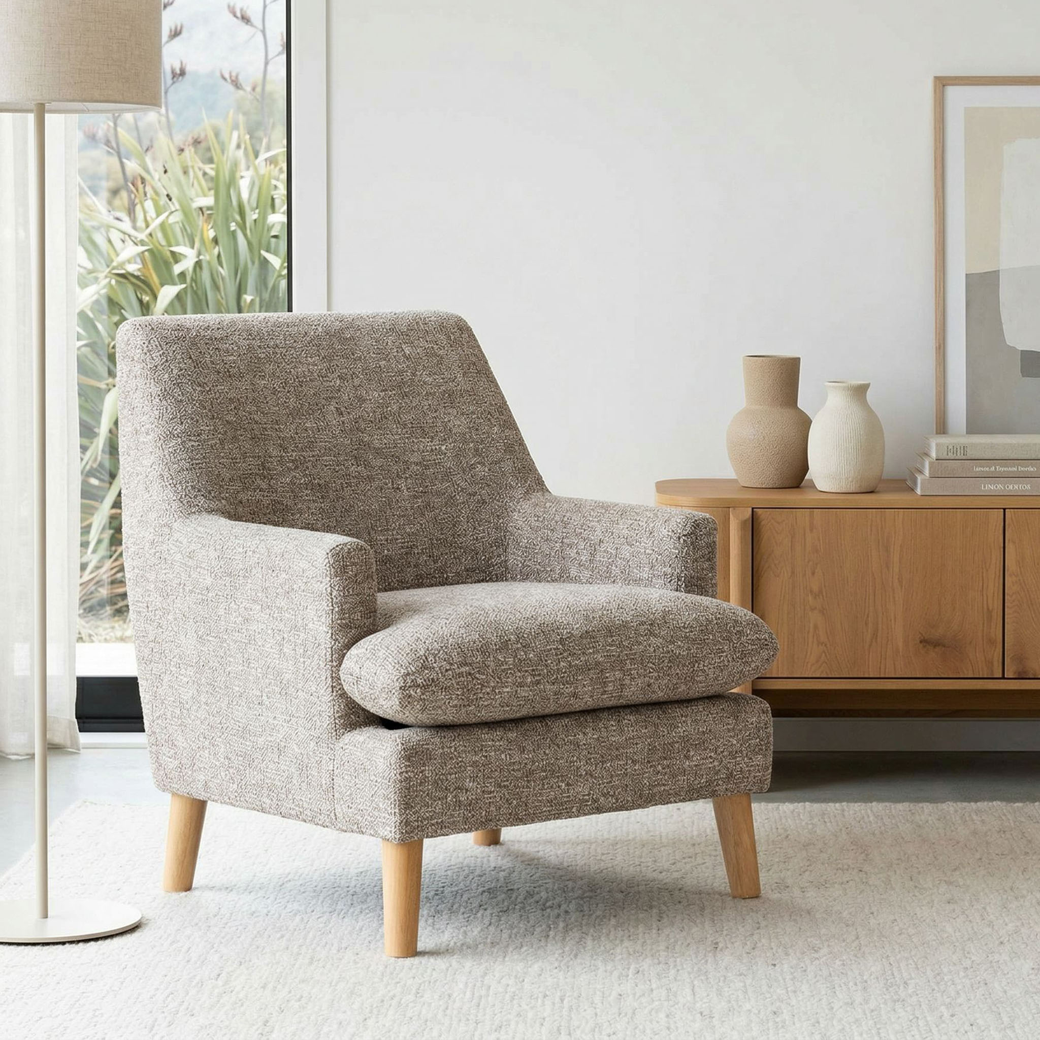 Andrea Armchair, Brown