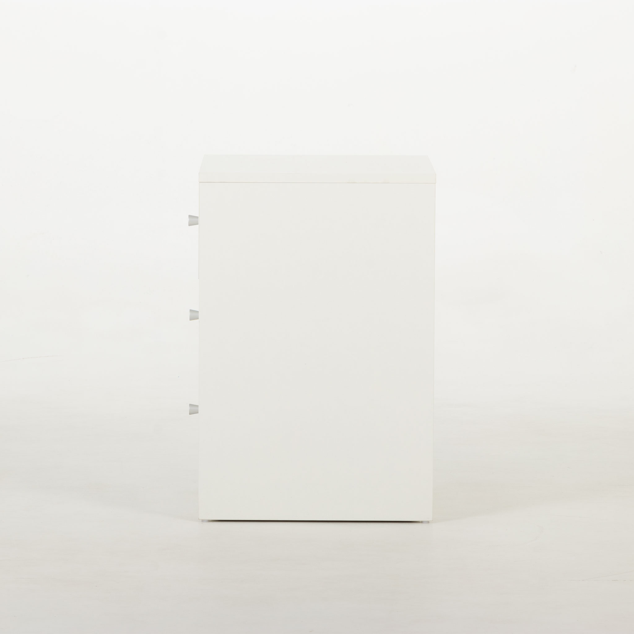 Elliot 3 Drawer Bedside, White