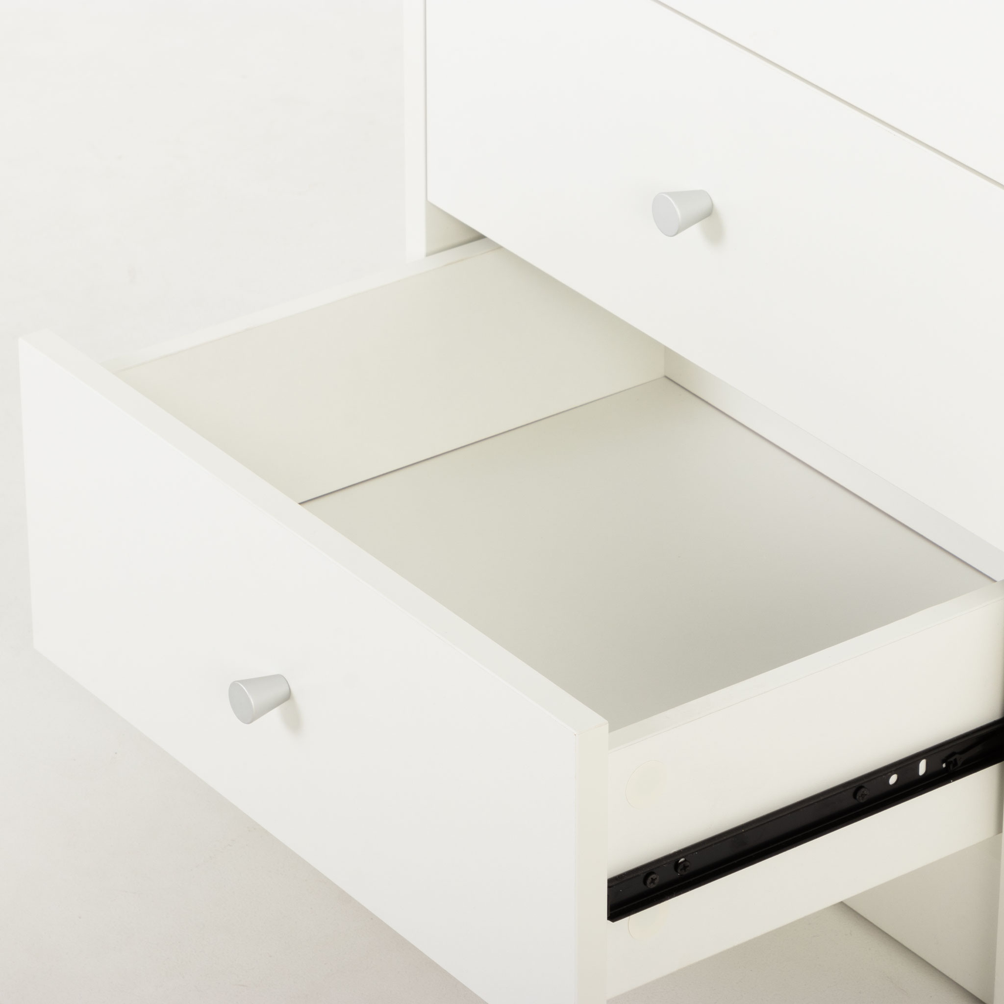 Elliot 3 Drawer Bedside, White