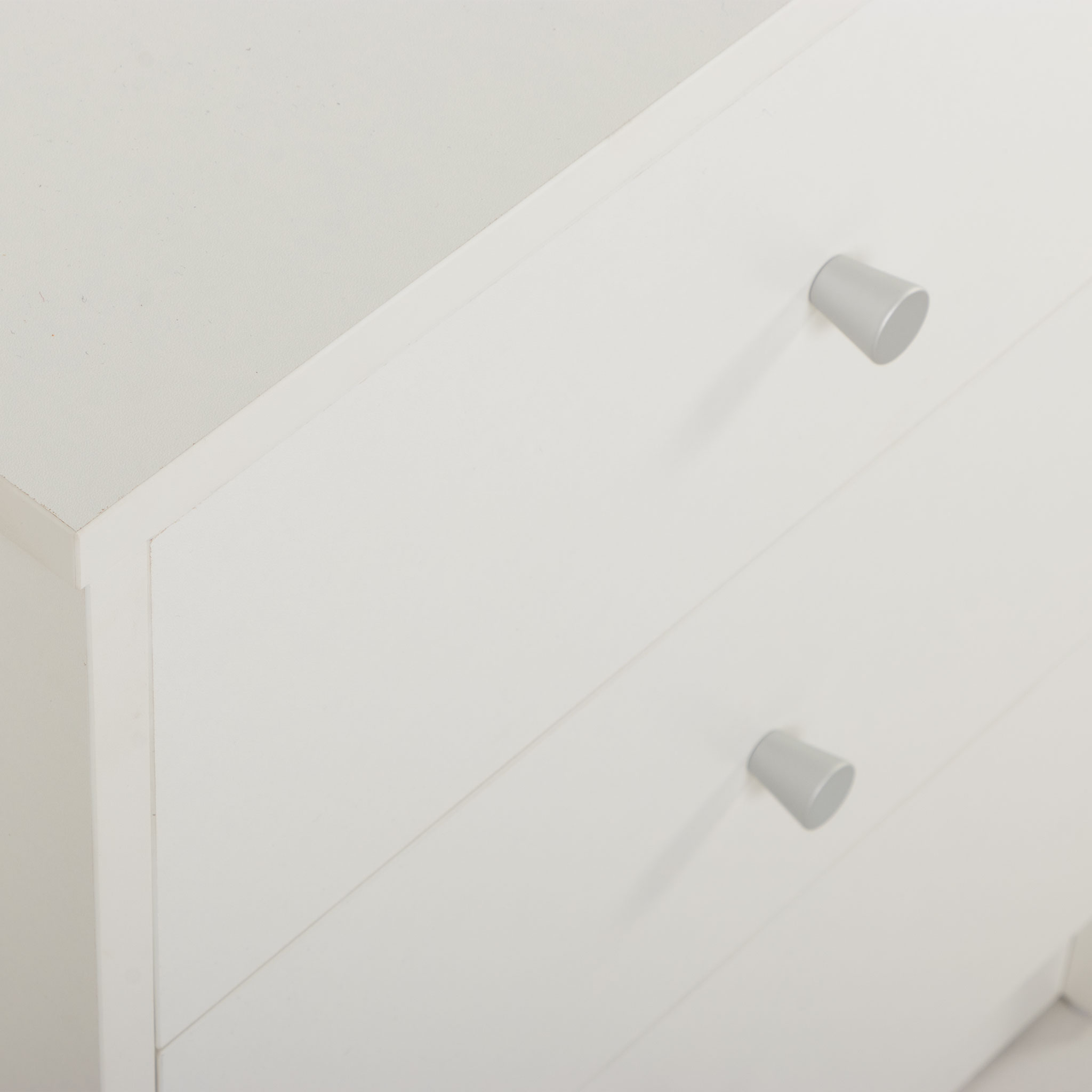 Elliot 3 Drawer Bedside, White
