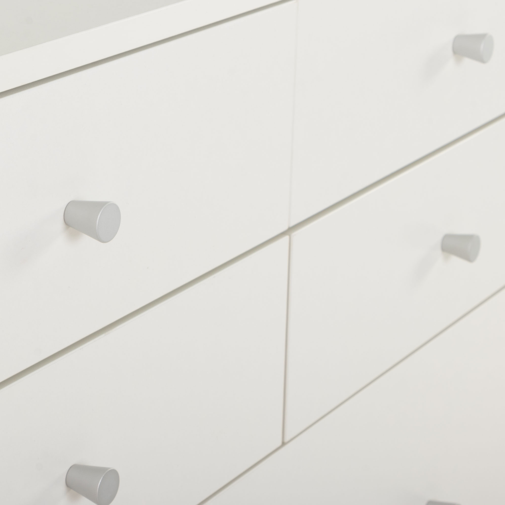 Elliot 4 Drawer Lowboy, White