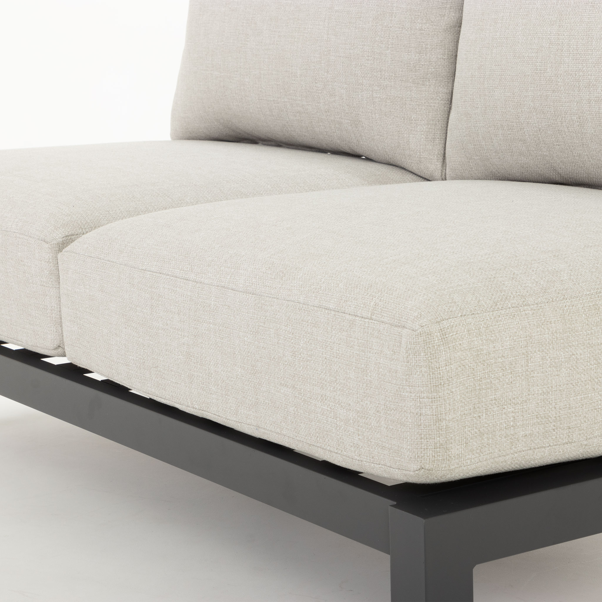 Catalina 4 Piece Outdoor Corner Lounge Set With Coffee Table - W77, Gunmetal