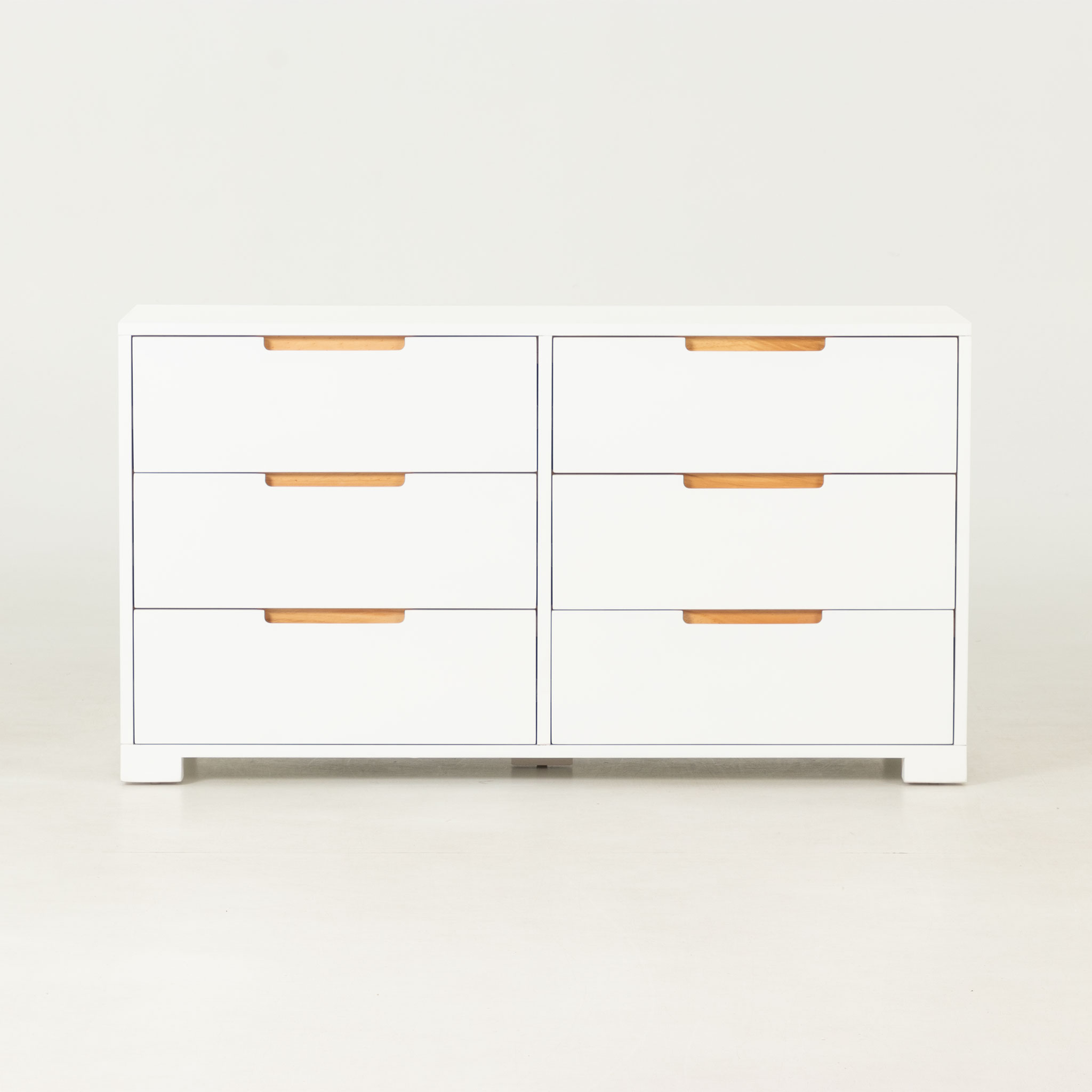 Nova 5 Piece Bedroom Set with Queen / King Headboard