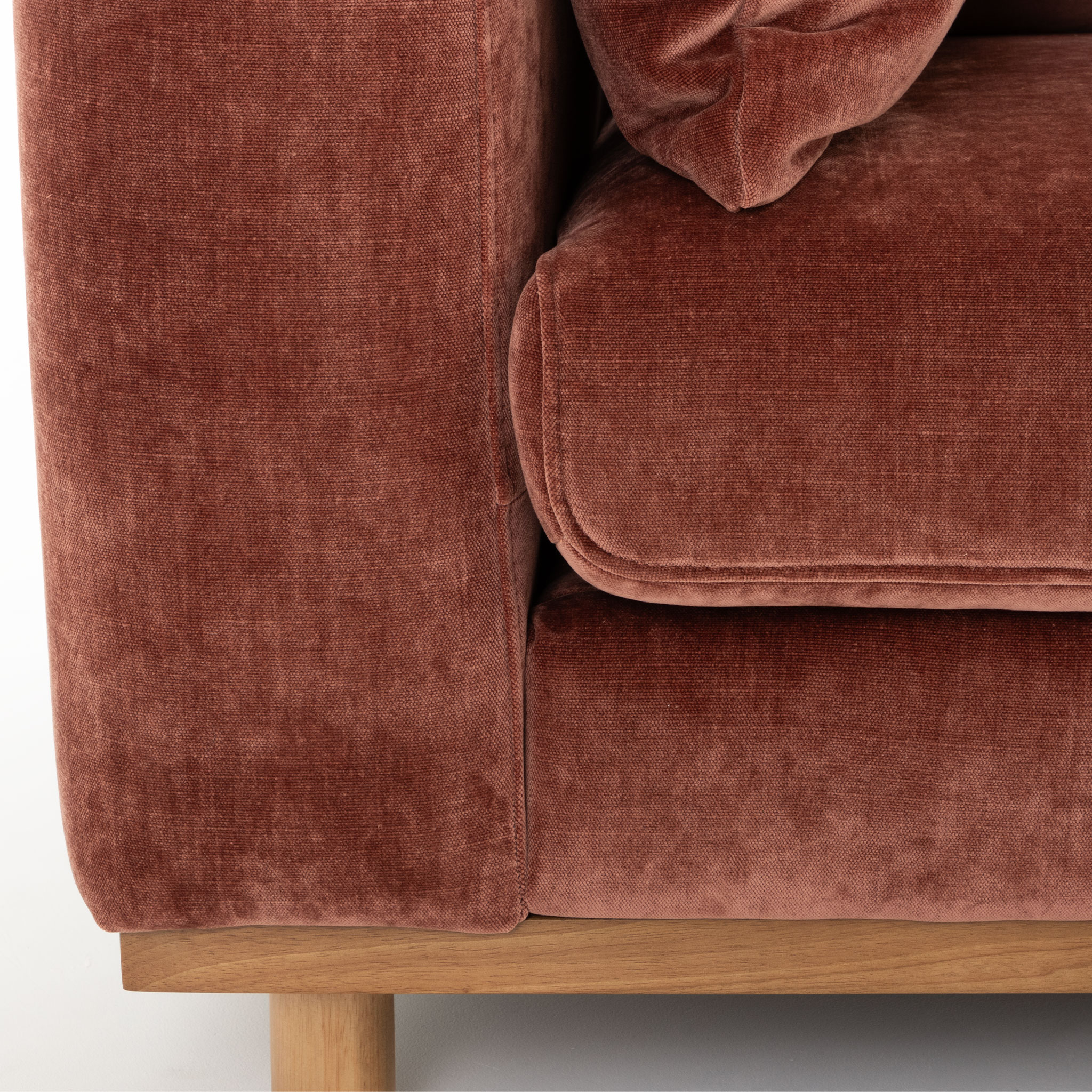 Portia 2 Seater + 2 Chairs, Brick