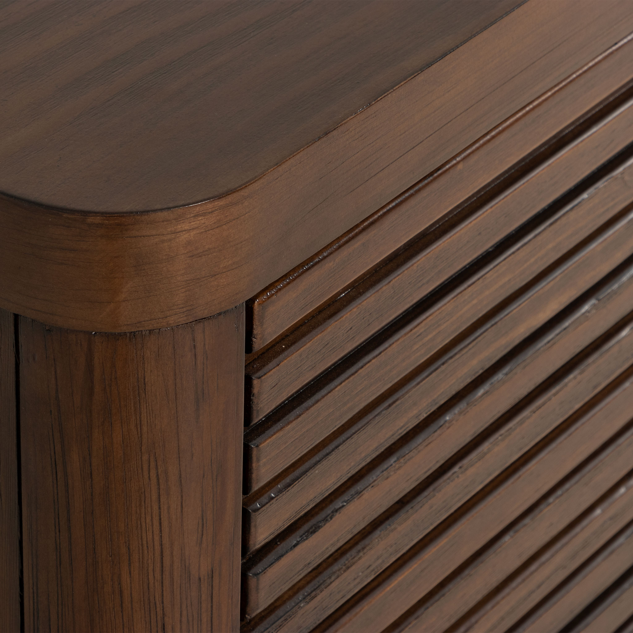 Bromley Buffet, Dark