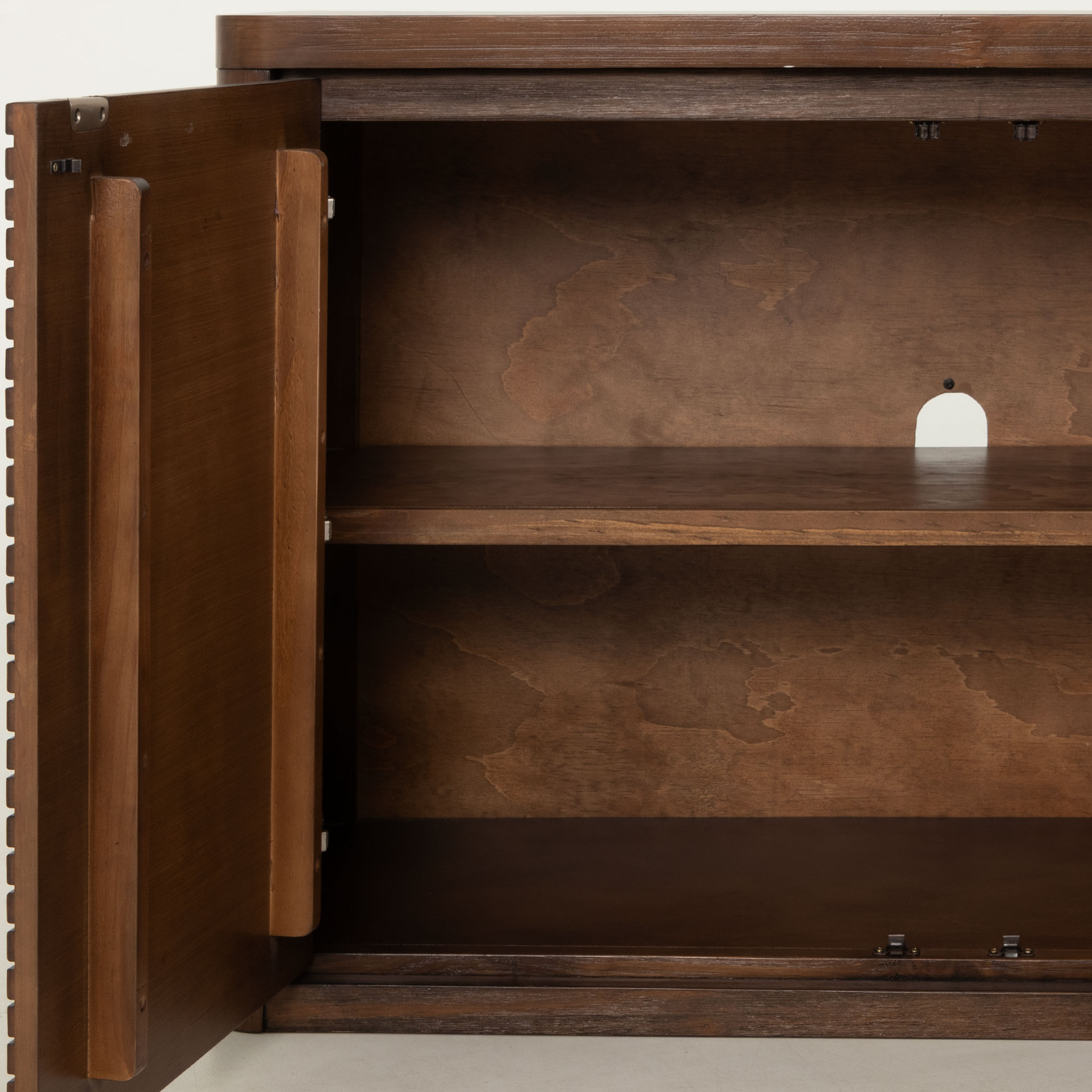 Bromley Buffet, Dark