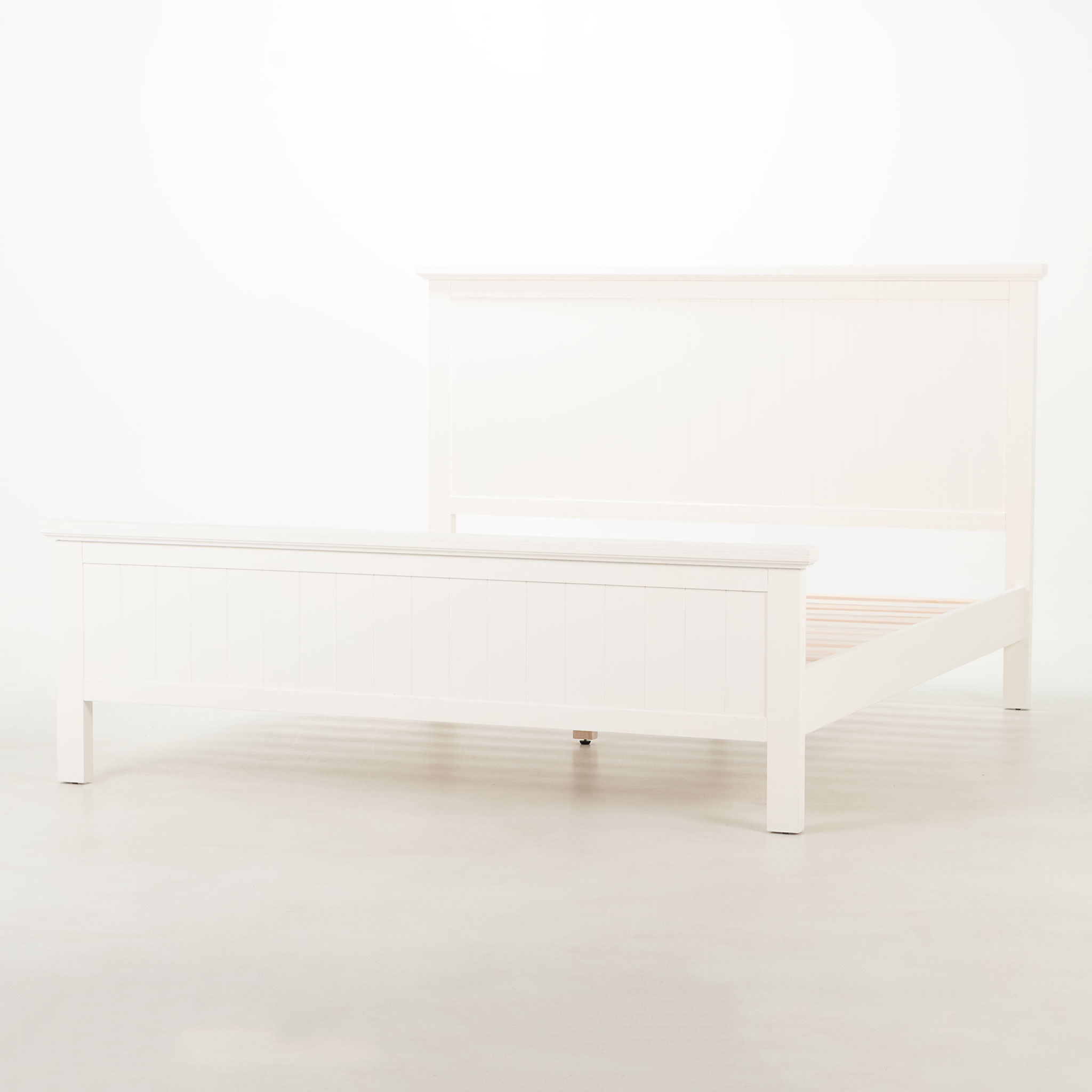 Melve King Bed Frame, White