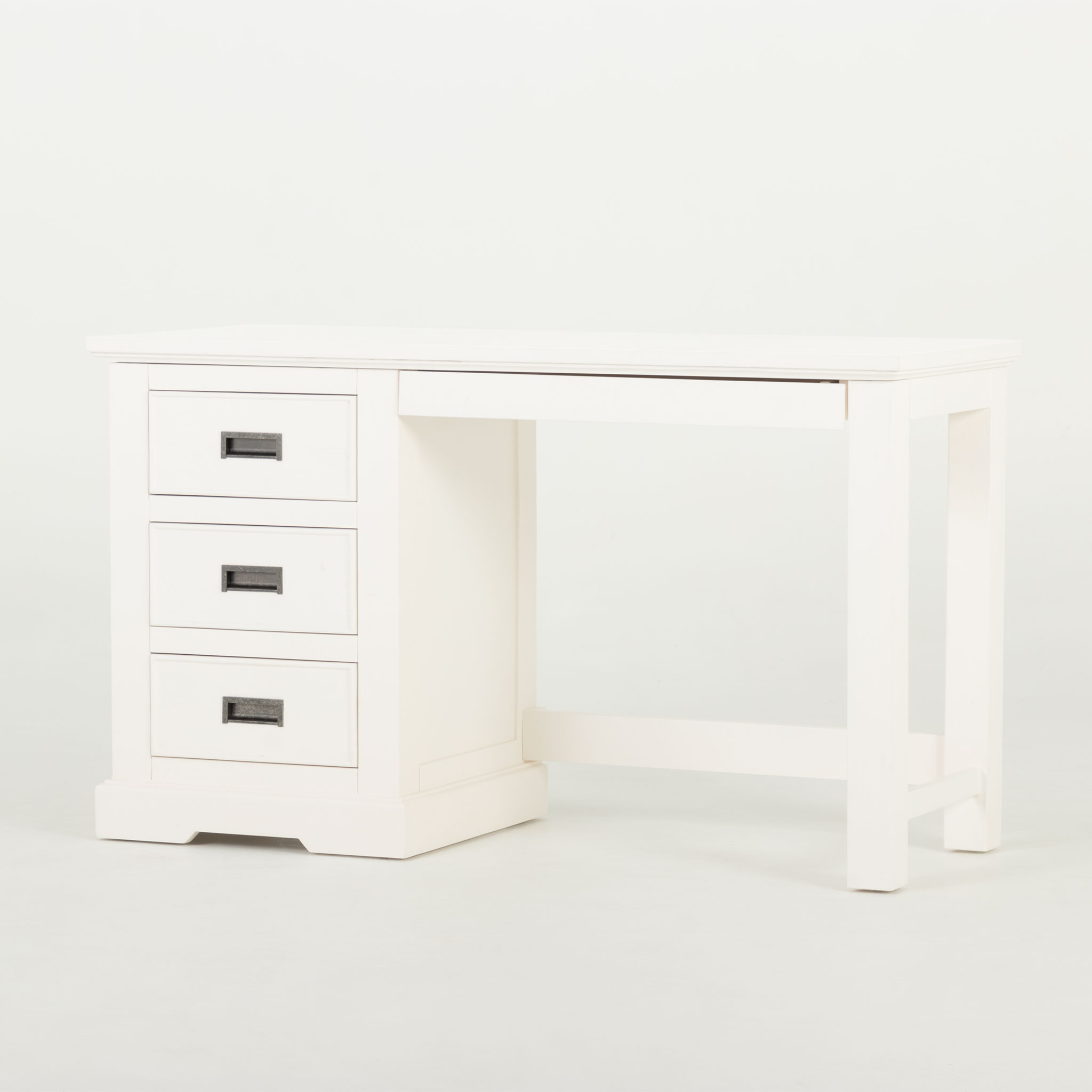 Melve Desk, White