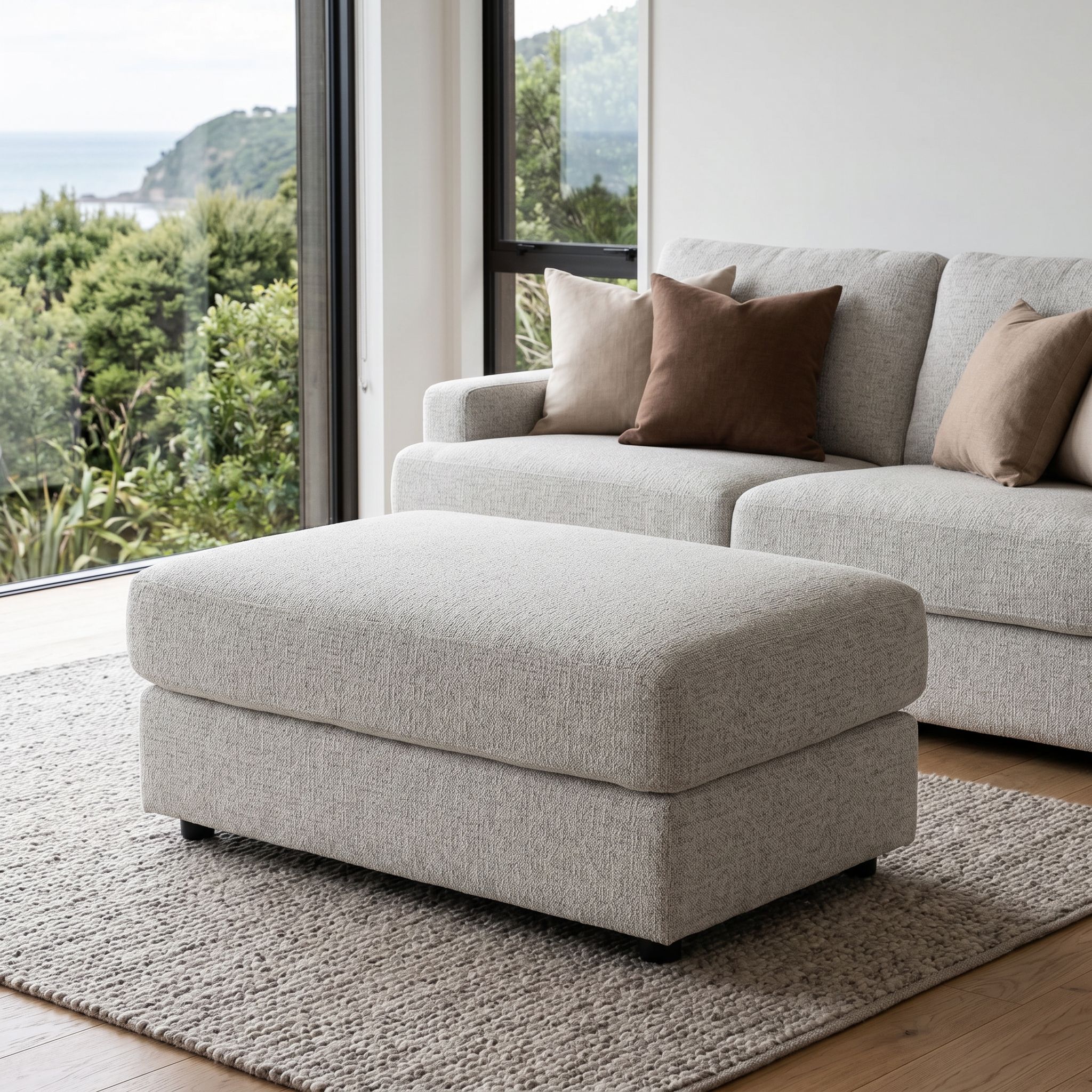 Aria Ottoman, Grey