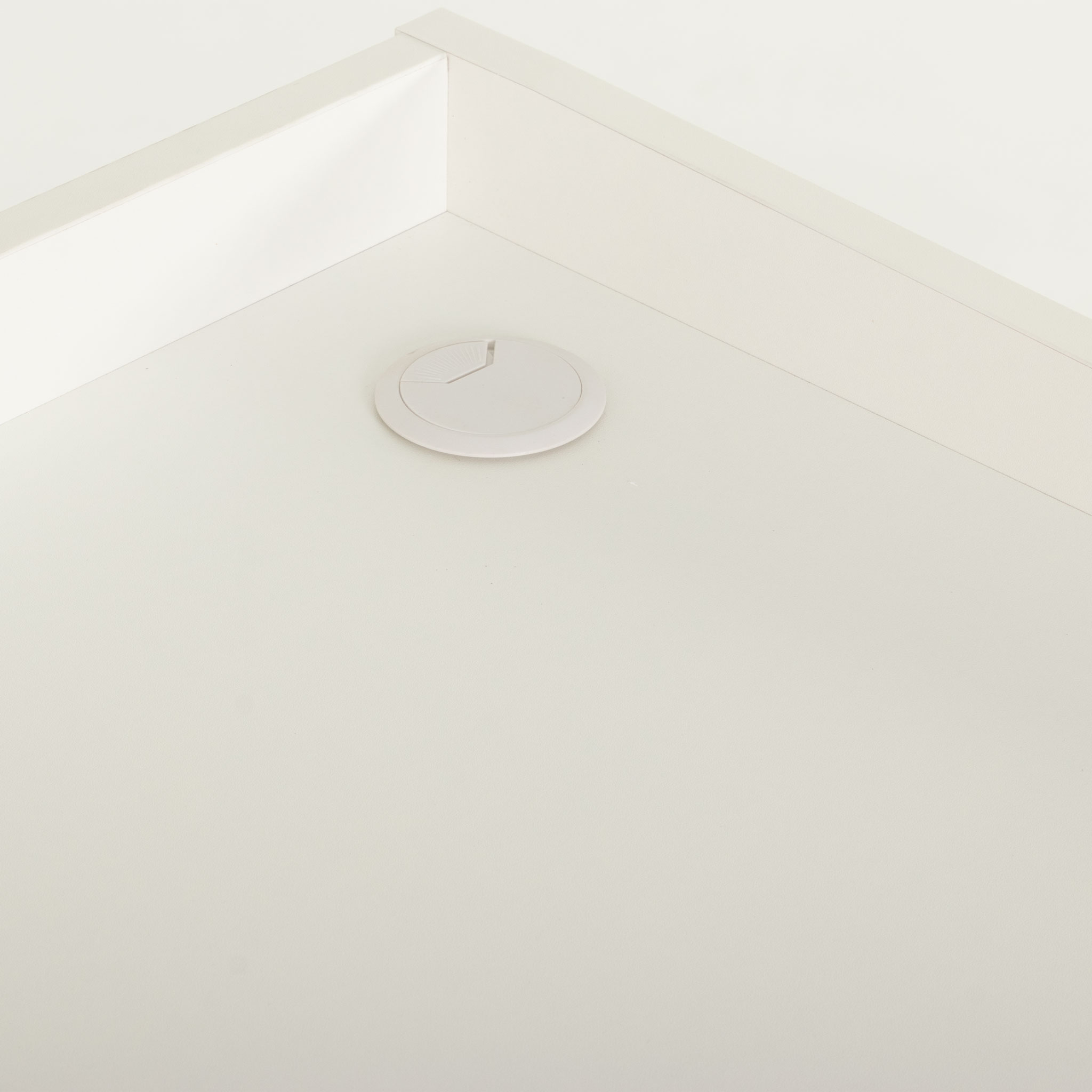 Scala Desk KD, White