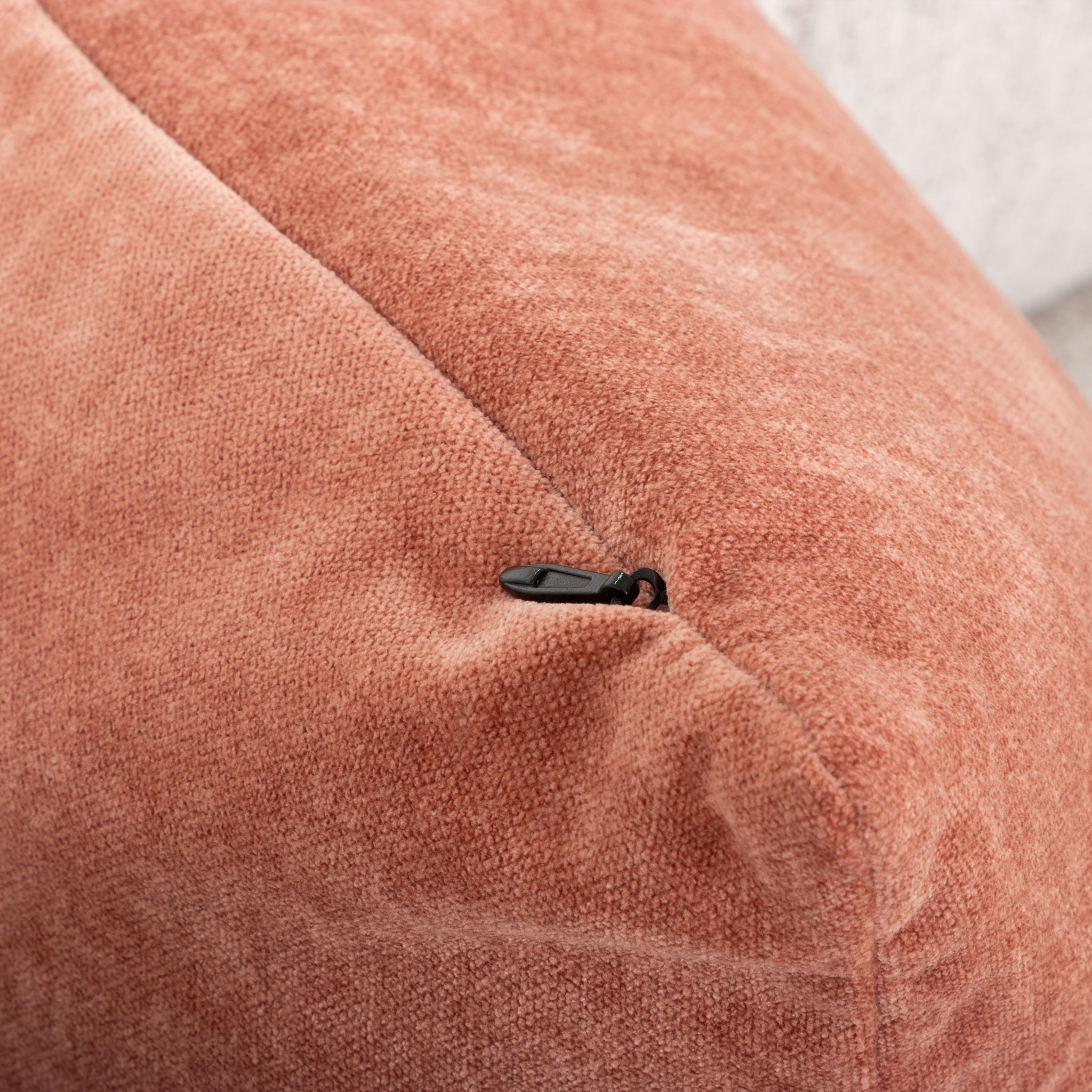 Cushion Canna - Feather Inner, Rose