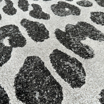 Signature Rugs Asana Leopard Rug - 160 x 230 cm, Black/White