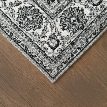 Signature Rugs Otto Persian Border Rug - 160 x 230 cm, Grey