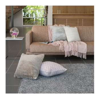 Limon Boucle Yarn Throw, Dusky Pink