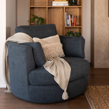 Limon Tussock Cushion - Feather Inner, Cream