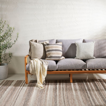 Ollo Varese Throw, Biscuit