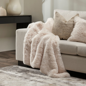 Ollo Pelage Throw, Ivory