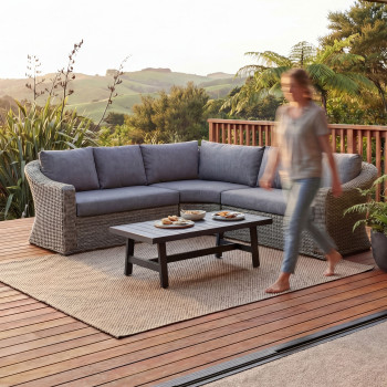 Martinique Outdoor Corner Suite