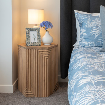 Edge Side Table, Natural