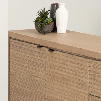 Bromley Buffet, Light