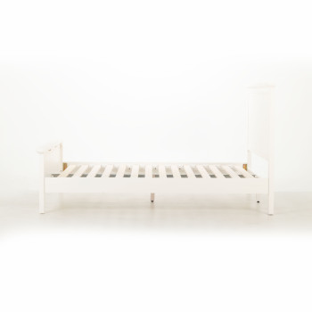 Melve Queen Bed Frame, White