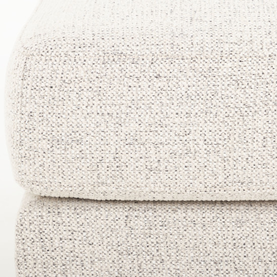 Aria Ottoman, Ash